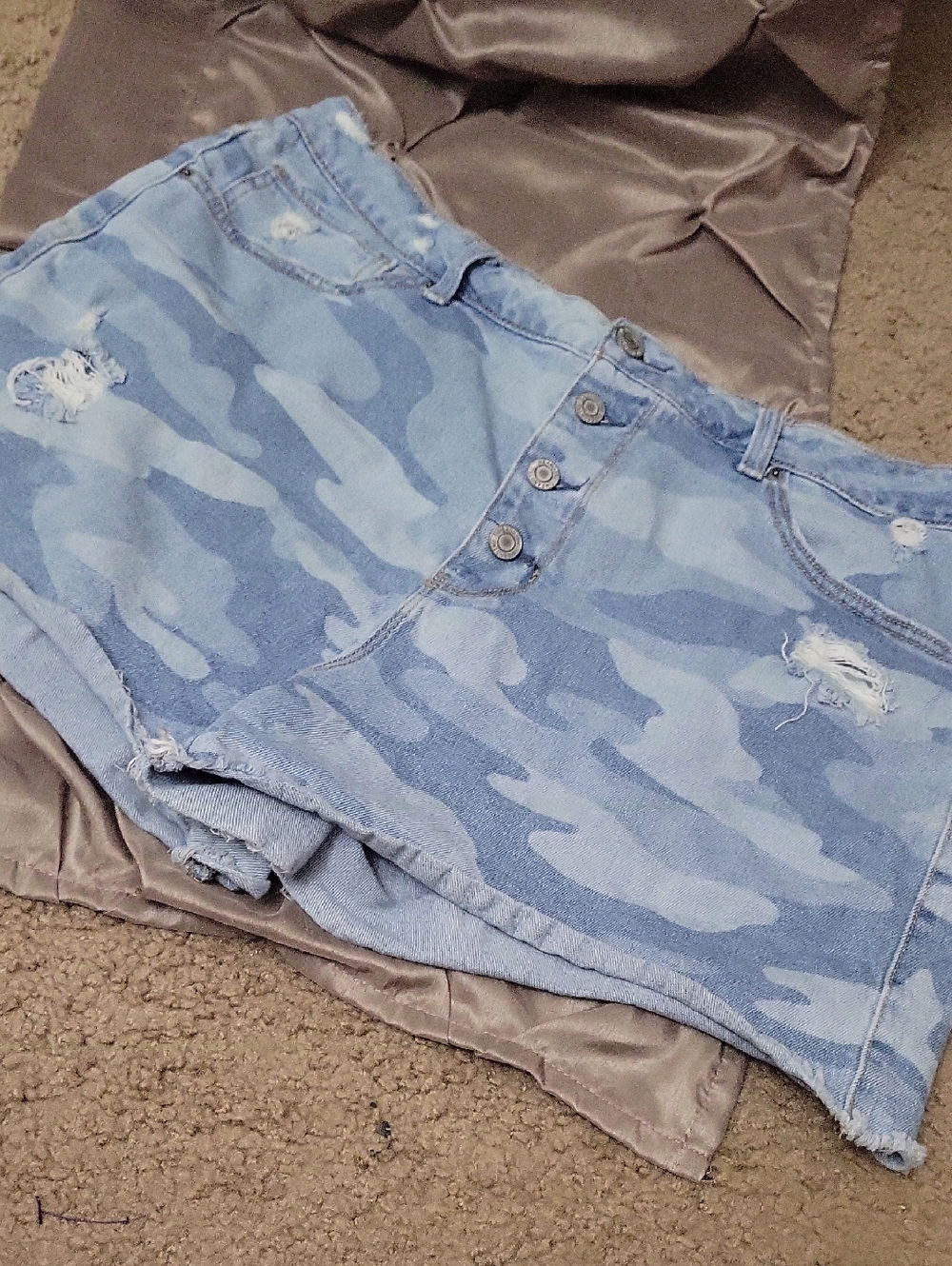 Time and Tru Light Blue Camo High-Rise Denim Shorts